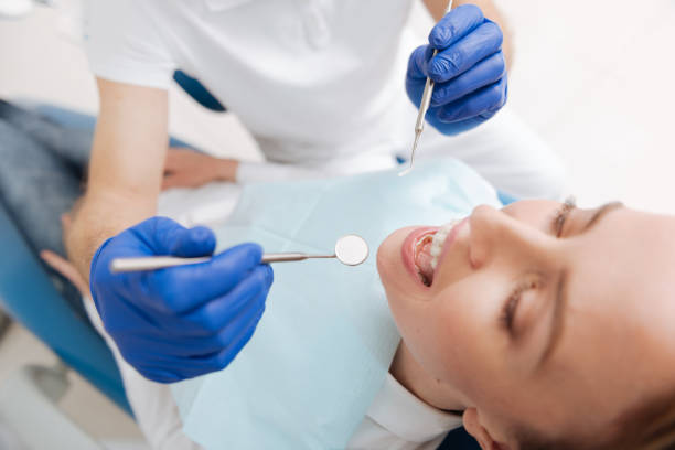 Best Wisdom Tooth Removal  in Hartford, MI